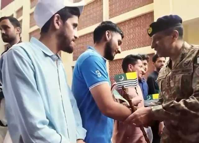 آزاد کشمیر یونیورسٹی کے طلبا کا کشمیر کاز سے وابستگی کا اعادہ