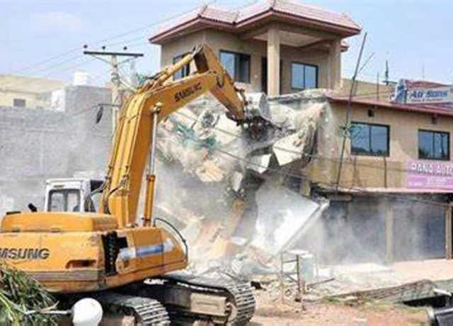 کراچی میں غیر قانونی تعمیر ہونیوالی پوری عمارت گرانے کا فیصلہ