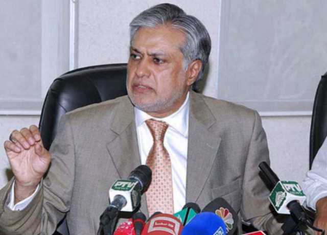 پاکستان بزدل ہے نہ ڈرتا، بھارت کو پیغام دیا حملہ کیا تو بتا کر کریں گے، اسحاق ڈار