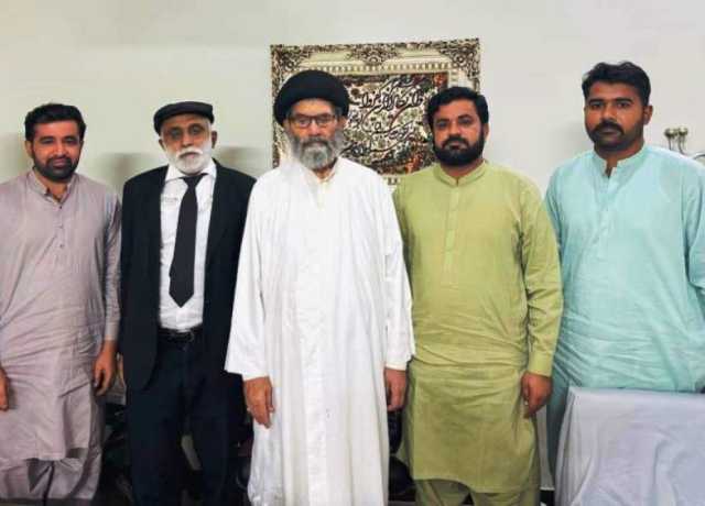 شیعہ علماء کونسل ڈیرہ غازیخان کے ڈویژنل جنرل سیکرٹری عمر فاروق مشوری کی علامہ سید ساجد علی نقوی سے ملاقات 