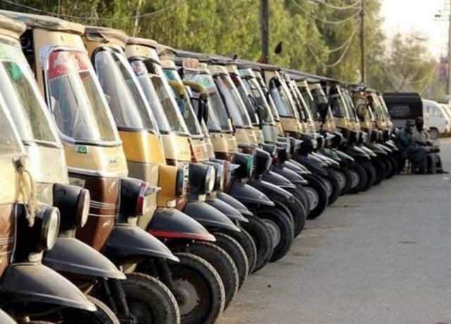 کوئٹہ، غیر قانونی رکشوں کیخلاف انتظامیہ متحرک، 10 رکشے ضبط، 40 ڈرائیورز کو چالان