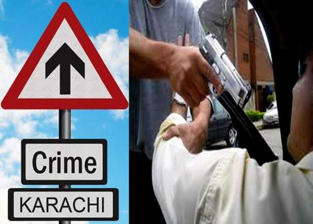 کراچی، اسٹریٹ کرمنلز کو پولیس اہلکار سے ڈکیتی کی واردات مہنگی پڑ گئی