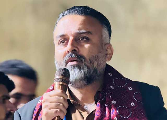 سندھ حکومت اور کے الیکٹرک کو متنبہ کردیں کہ ہم احتجاج کی کال دینے جارہے ہیں، راجہ اظہر