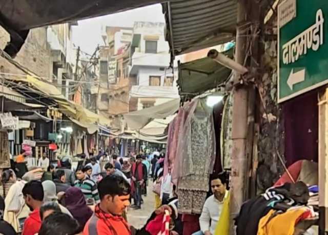 بنارس کی تاریخی اور مسلم اکثریتی بازار کے انہدام پر کورٹ سے راحت