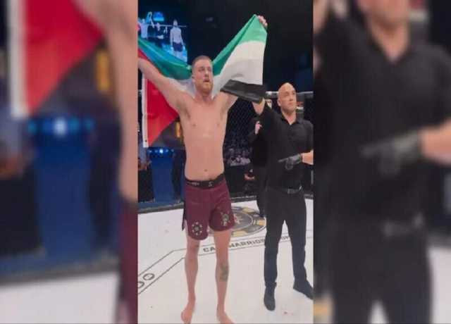 آئریش فائٹر نے اسرائیلی حریف کو زمین پر گرا کر مارنے کے دوران متعدد بار فری فلسطین کے نعرے لگائے