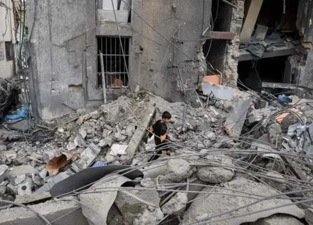 غزہ، صبح سے جاری اسرائیلی فضائی حملوں میں 23 فلسطینی شہید