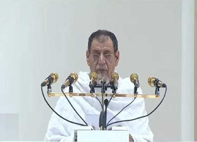 اے اللہ! فلسطین کے بھائیوں کی مدد فرما، عورتوں اور بچوں کو قتل کرنے والوں کو برباد کردے، خطبہ حج