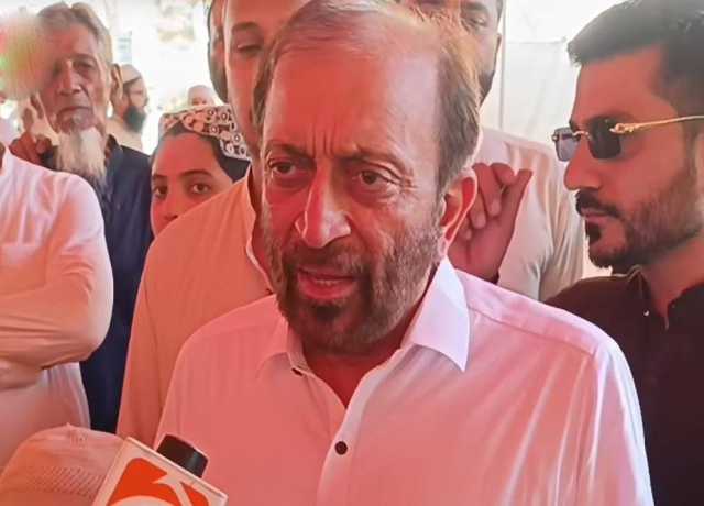 سالوں تک غریب طبقے نے قربانیاں دیں، اب اشرافیہ کی باری ہے، فاروق ستار