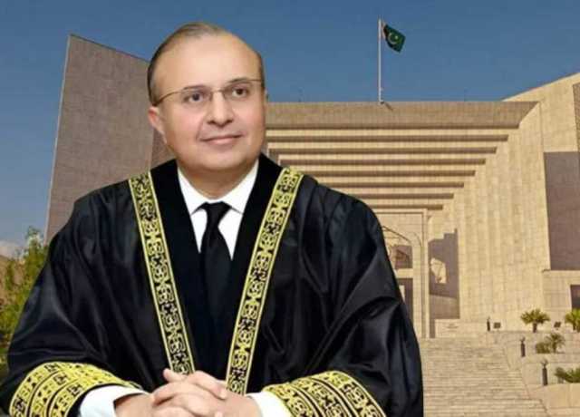 جسٹس منصور علی نے قائم مقام چیف جسٹس پاکستان کا حلف اٹھا لیا