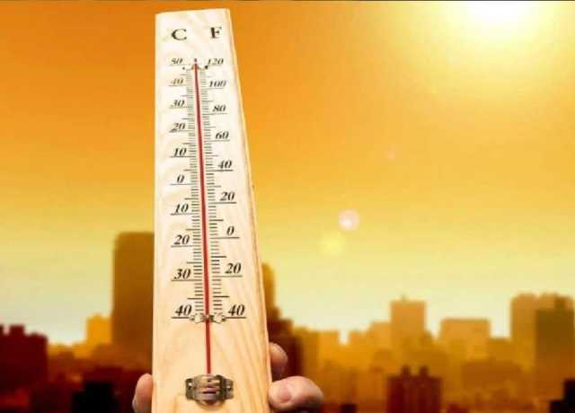 پختونخوا شدید گرمی کی لپیٹ میں، درجہ حرارت 44 ڈگری کو چھو گیا