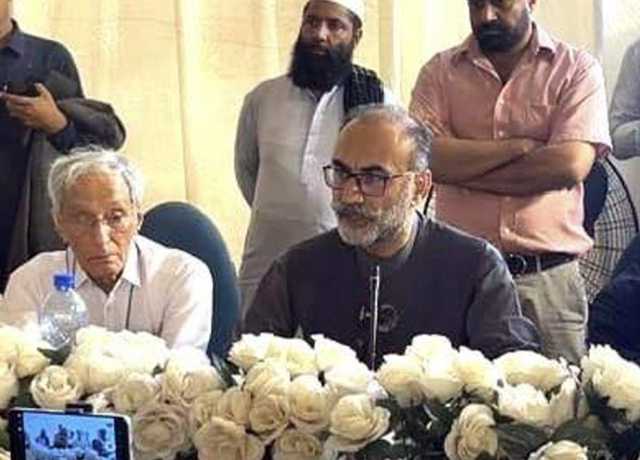 زائرین کو سفر سے روک کر وزیر داخلہ نے اپنی ناکامی کا اعلان کیا ہے، لشکری رئیسانی