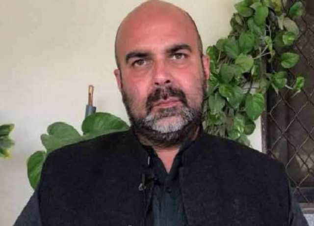 پی ٹی آئی کی تحریک جاری رہے گی، گنڈا پور اسلام آباد نہیں آئیں گے، تیمور سلیم جھگڑا
