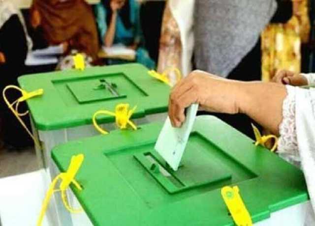 این اے 129 ضمنی الیکشن، حماد اظہر سمیت 25 امیدواروں کے کاغذات نامزدگی جمع