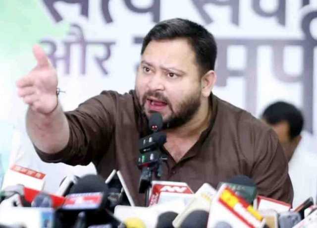 بی جے پی انتخابی عمل میں دھاندلی کیلئے الیکشن کمیشن کو استعمال کررہی ہے، تیجسوی یادو