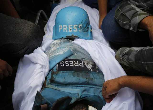 صحافی کی جیکٹ اب تحفظ نہیں، ہدف ہے