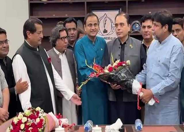 شہر کی ترقی کیلئے میڈیا کی مثبت تنقید اور تجاویز کا خیرمقدم کیا جائے گا، میئر کراچی