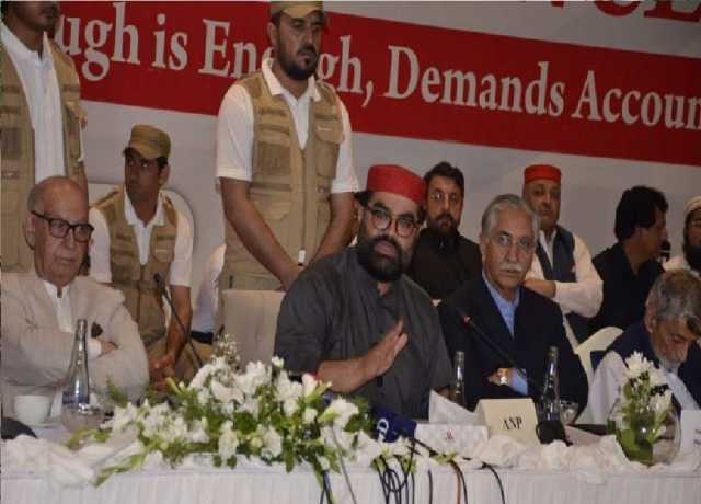اے این پی کے زیر اہتمام آل پارٹیز کانفرنس، نون لیگ اور پی پی کا مشترکہ اعلامیے پر دستخط کرنے سے انکار