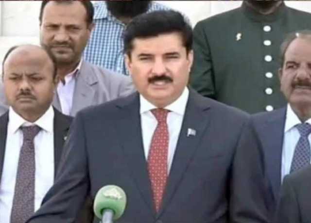 کے پی اسمبلی میں جس دن ایک بھی رکن زیادہ ہوا عدم اعتماد آسکتی ہے، فیصل کریم