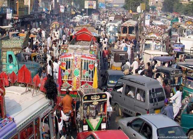 کراچی کی آبادی 2 کروڑ 30 لاکھ سے بڑھ گئی