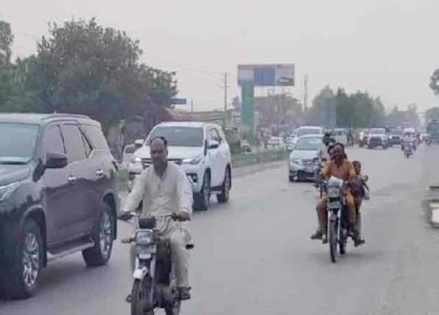 پی ٹی آئی کا قافلہ لاہور پہنچ گیا، پولیس نے گرفتاریاں شروع کر دیں