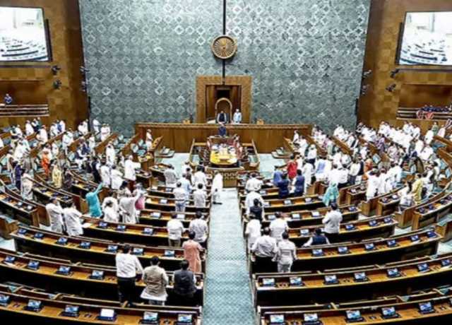مانسون اجلاس میں بہار ووٹر لسٹ پر اپوزیشن کا ہنگامہ، پارلیمنٹ کی کارروائی ملتوی