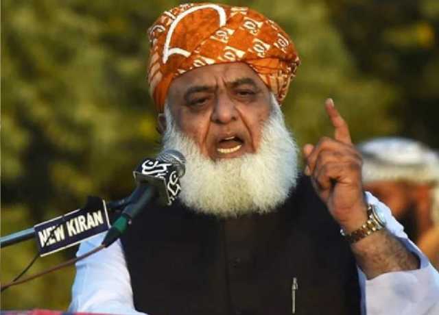 بلوچستان اور کے پی میں حکومتی رٹ نہیں، دہشتگردی کا خاتمہ تو دور کی بات، مولانا فضل الرحمٰن