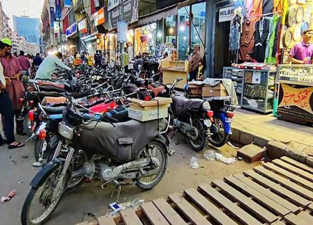 کراچی کے تمام 25 ٹاؤنز میں پارکنگ فیس ختم، نوٹیفکیشن جاری