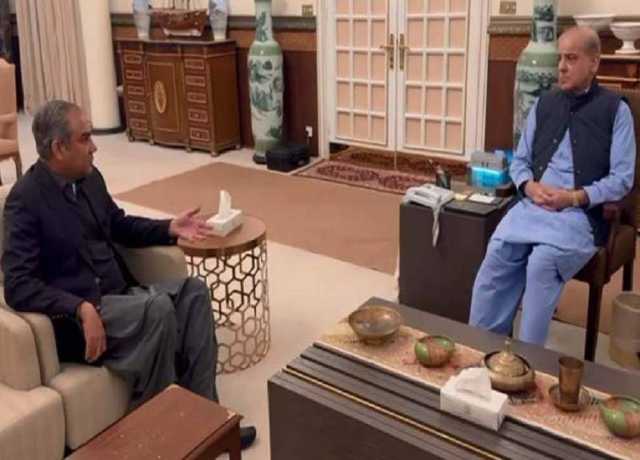شہباز شریف نے زائرین کیلئے خصوصی پروازوں کے انتظامات کی ہدایت کر دی