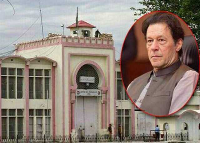 سوشل میڈیا اکاؤنٹس ہینڈلنگ کا معاملہ، عمران خان کا شامل تفتیش ہونے سے انکار