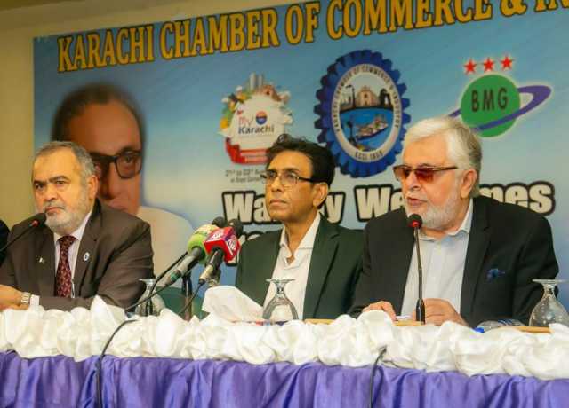 جاگیردارنہ نظام کو ایم کیو ایم ہضم نہیں ہوتی، خالد مقبول صدیقی