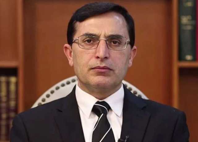 پی ٹی آئی رہنماؤں کو کلاؤڈ برسٹ کی طرح سزائیں ہوئیں، بیرسٹر گوہر