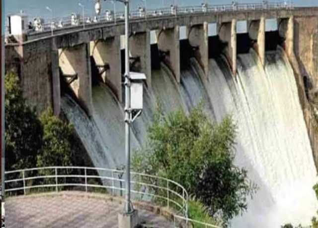 ہزارہ خانپور ڈیم میں پانی کی سطح بلند، سپل ویز کھول دیے گئے