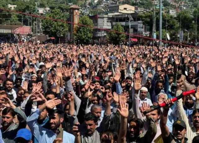 آزاد کشمیر، عوامی ایکشن کمیٹی اور حکومتی تنازع کے حل کیلئے وزرا کو ٹاسک تفویض