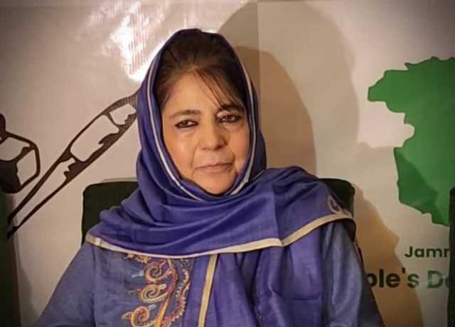 محبوبہ مفتی نے عمر عبداللہ سے اسمبلی سیشن میں یاسین ملک پر بحث کی اپیل دہرائی