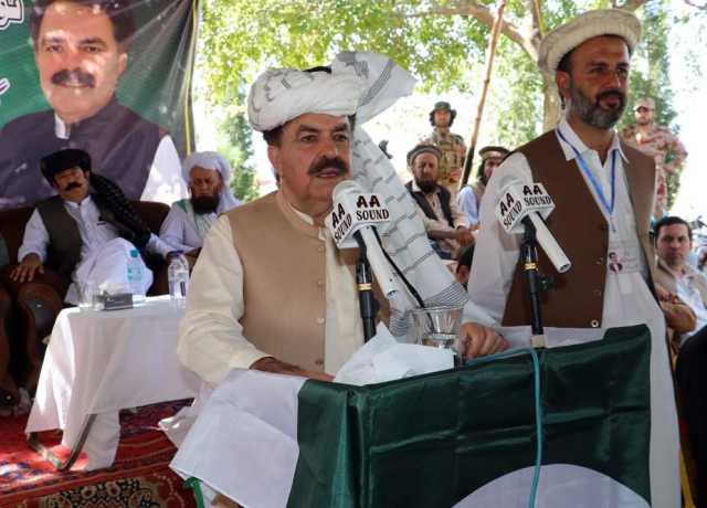 میرے گھر پر فائرنگ کے معاملے کو اسمبلی میں اٹھانا نااہلی کا ثبوت ہے، گورنر بلوچستان