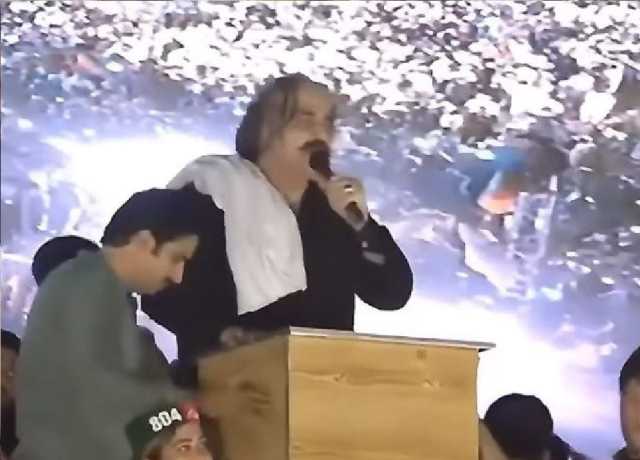پشاور جلسے میں کارکنوں کی وزیراعلیٰ کیخلاف نعرے بازی