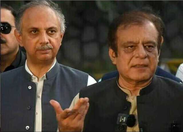 شبلی فراز اور عمر ایوب کے ڈی سیٹ کا معاملہ، پشاور ہائیکورٹ کا فیصلہ چیلنج