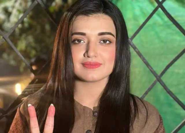 پی ٹی آئی راہنما فلک جاوید کے جسمانی ریمانڈ میں مزید 4 روز کی توسیع
