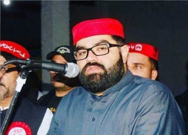 وزیراعلیٰ کی ہدایت پر ایمل ولی خان کی سیکیورٹی کیلئے 12 پولیس اہلکار تعینات