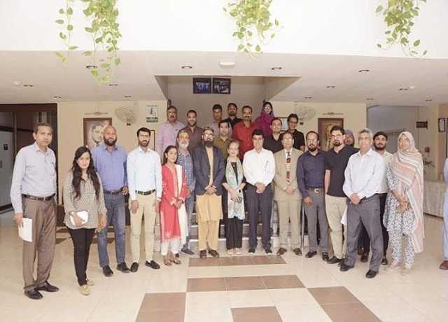 جامعہ کراچی میں میڈیا پروفیشنلز کے لیے فرانزک ڈی این اے آگاہی سیشن