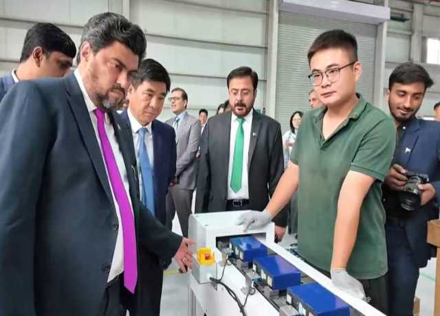 سندھ حکومت سرمایہ کاروں کو ہر ممکن تعاون فراہم کررہی ہے، گورنر سندھ