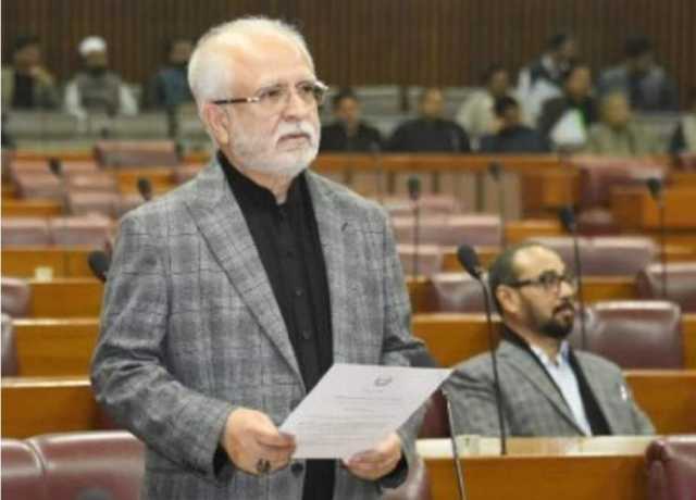 ہماری کوشش ہے عمران خان اور اسٹیبلشمنٹ کے درمیان رابطے کا کردار ادا کیا جائے، محمود مولوی