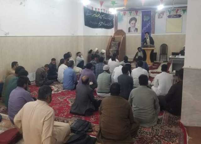 ولادت حضرت سیدہ زینب سلام اللہ علیھا کی مناسبت سے مدرسہ امام علی قم میں نشست کا انعقاد