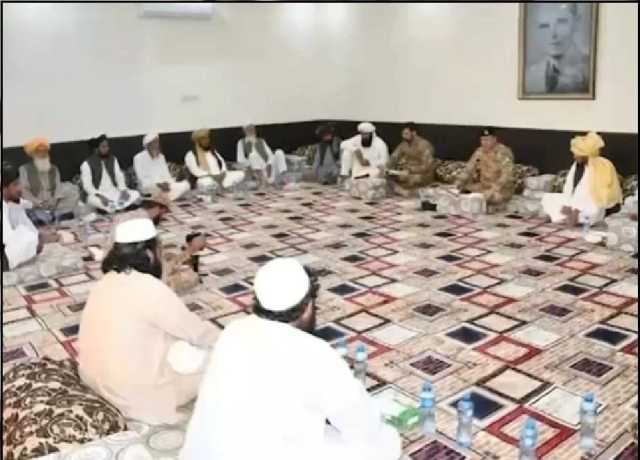 پاک فوج کے زیر اہتمام بنوں میں قیام امن کیلئے قبائلی جرگہ کا انعقاد
