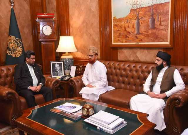 گورنر سندھ کامران ٹیسوری سے مفتی اعظم پاکستان مفتی منیب الرحمن کی ملاقات