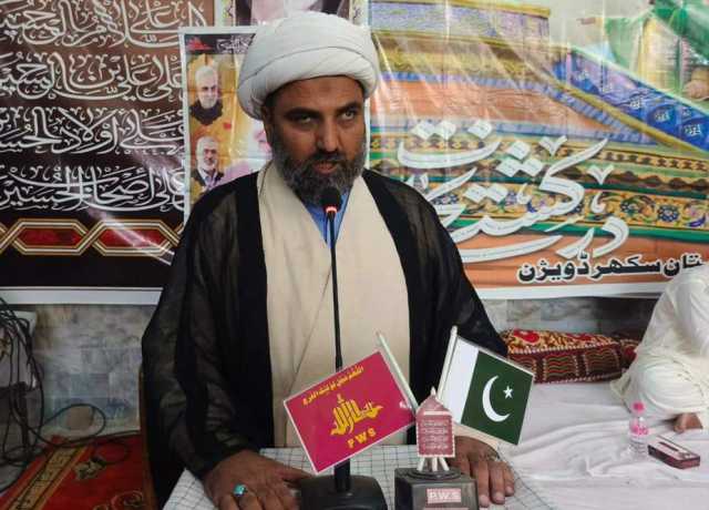 آئین کو متنازع بنانا پاکستان کی اساس پر حملہ ہے، علامہ مقصود ڈومکی