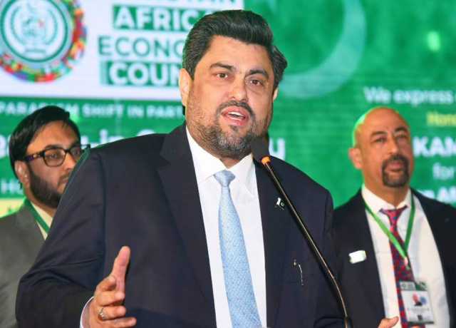 اقبالؒ کی فکر، وژن اور خودی کا فلسفہ نوجوانوں کیلئے مشعلِ راہ ہے، کامران ٹیسوری