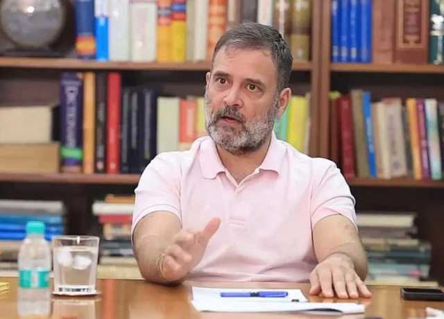 راہل گاندھی نے دہلی میں بڑھتی ہوئی آلودگی پر مودی حکومت کو تنقید کا نشانہ بنایا