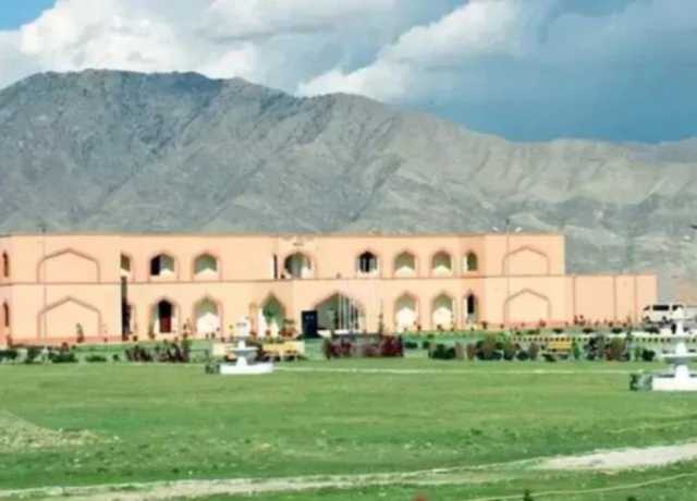 وانا کیڈٹ کالج میں خوارج کیخلاف آپریشن جاری، 650 افراد میں سے 115 افراد کو ریسکیو کر لیا گیا