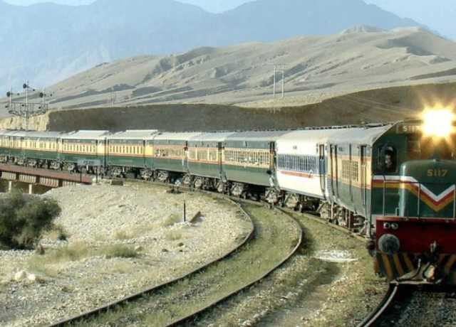 کوئٹہ، پشاور کے درمیان چلنے والی جعفر ایکسپریس کی سروس تیسرے روز بھی معطل